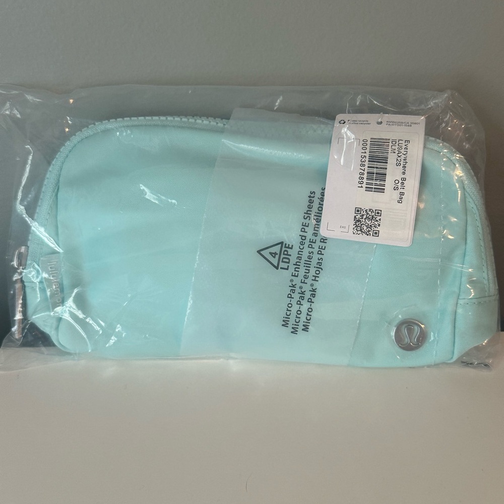 Lululemon Everywhere Belt Bag 1L Ideal Mint NWT